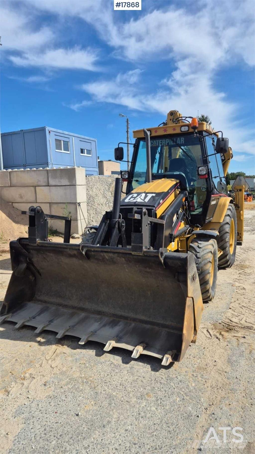 CAT 424D Екскаватори-навантажувачі