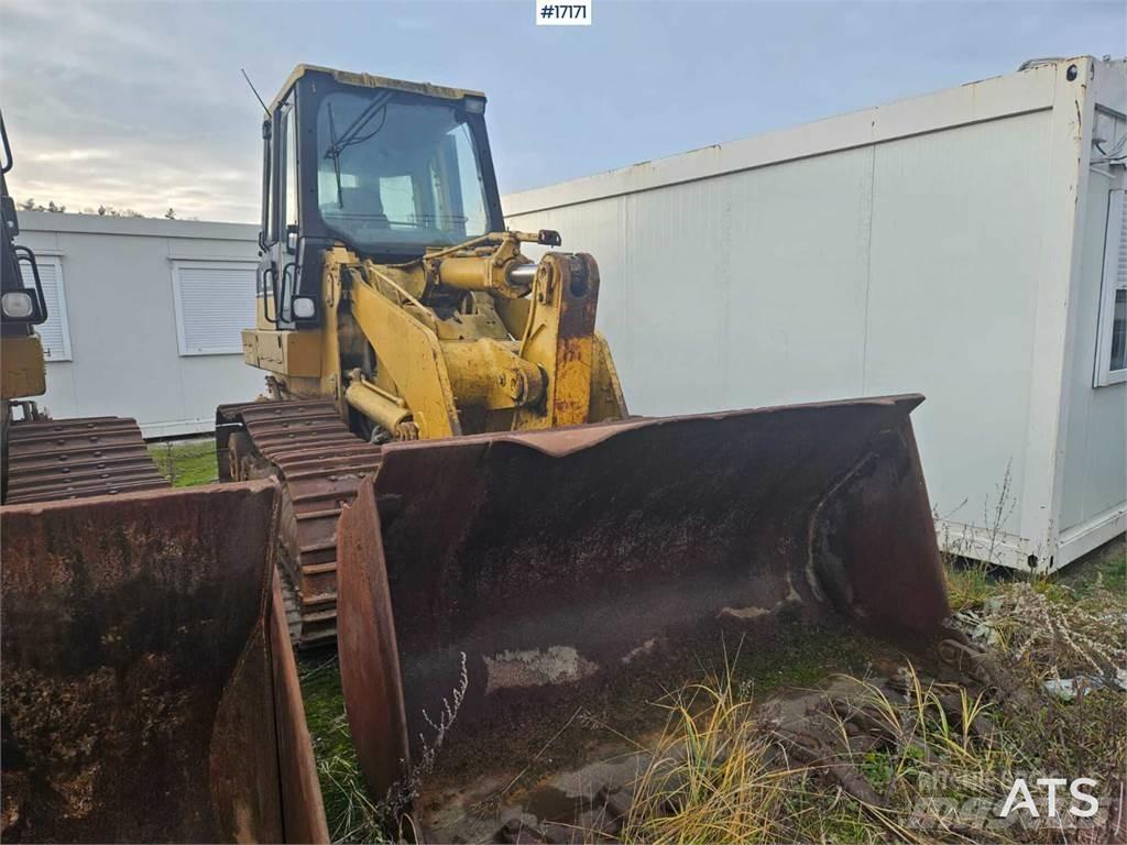 CAT 963C Гусеничні вантажники