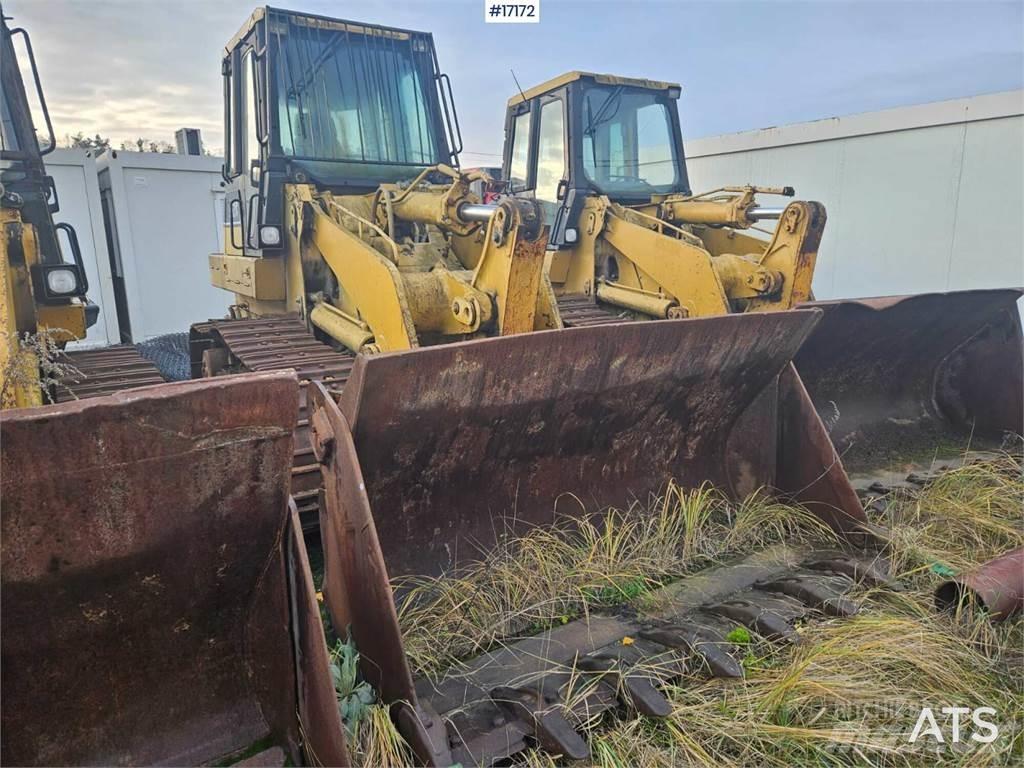 CAT 963C Гусеничні вантажники