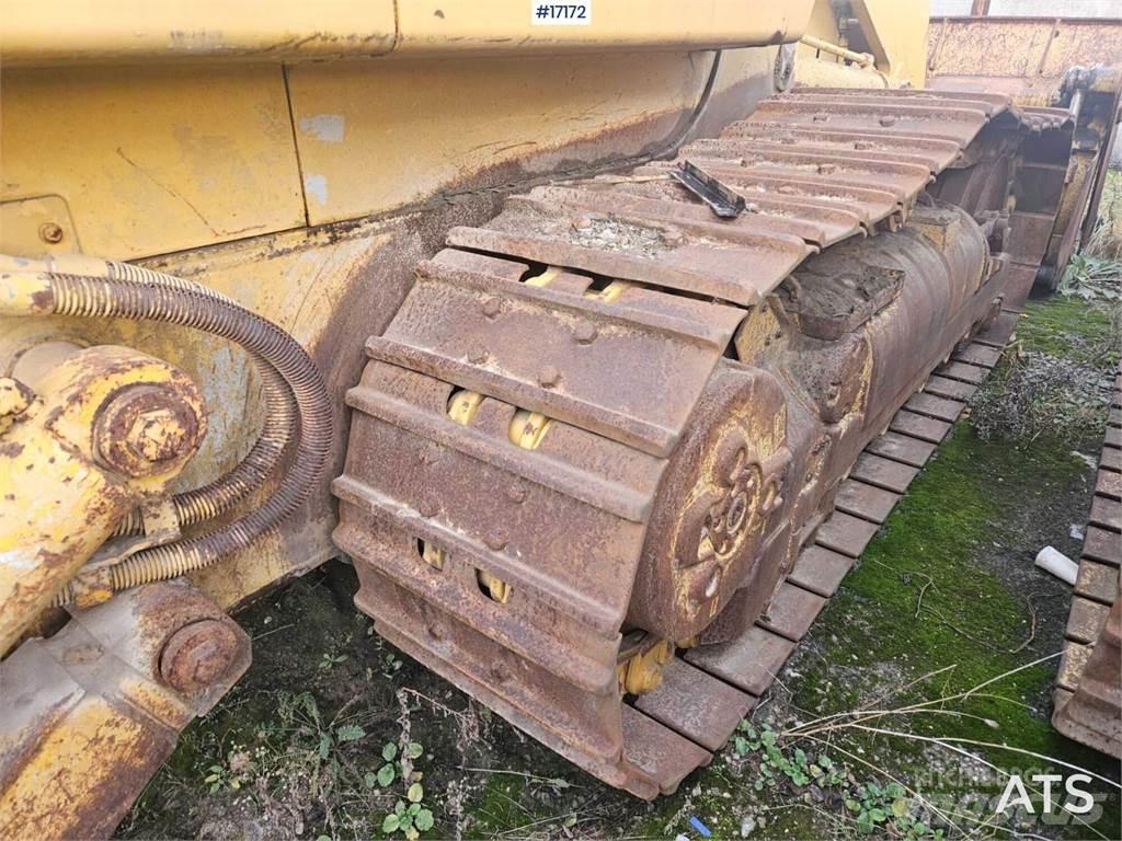 CAT 963C Гусеничні вантажники