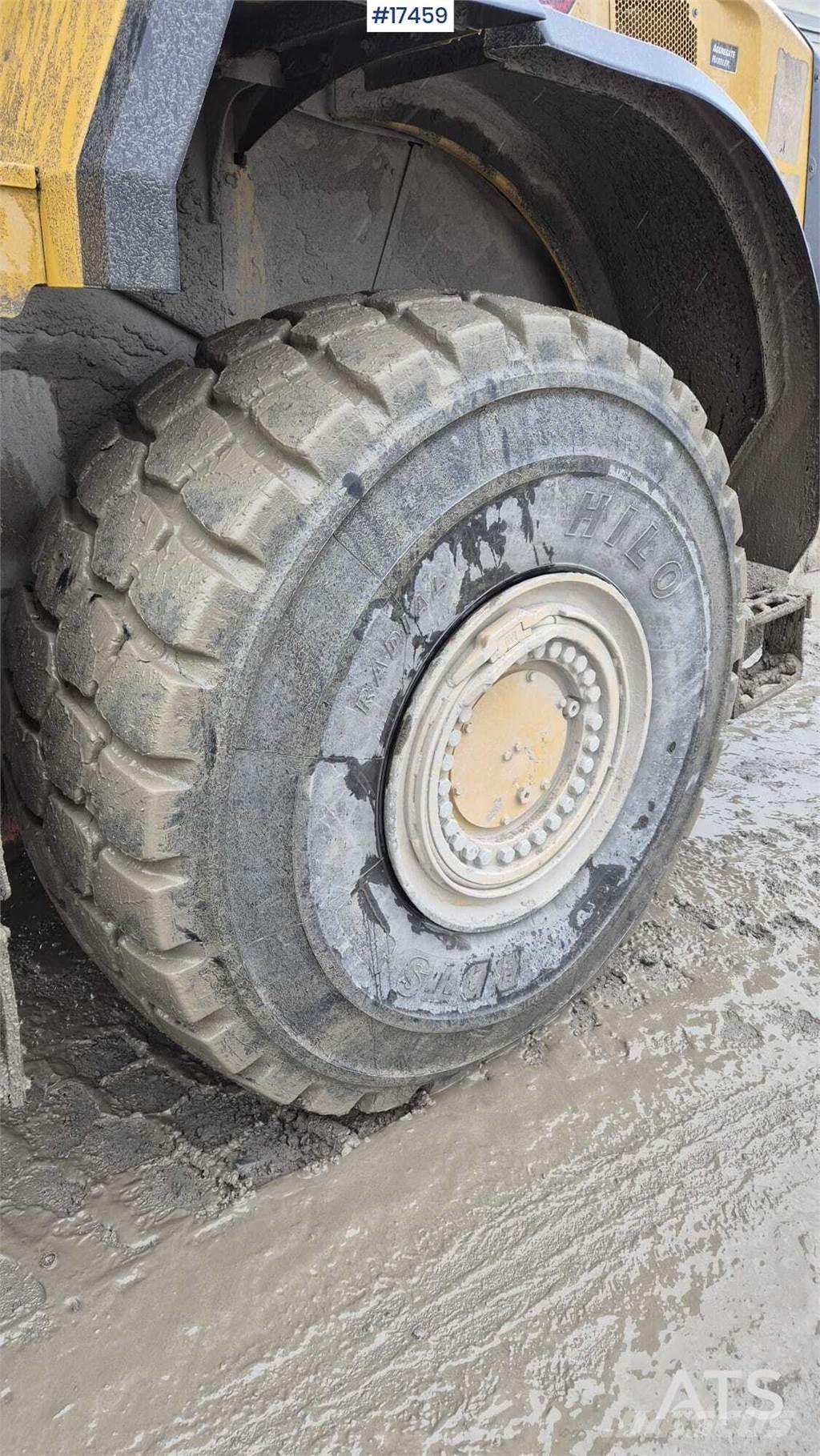 CAT 980 XE Фронтальні навантажувачі