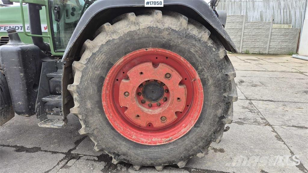 Fendt Vario 820 Трактори