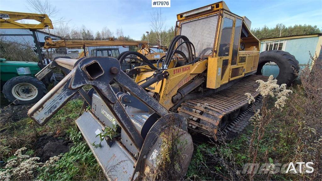 Geo Boy 131 3606 Машини для подрібнення пнів