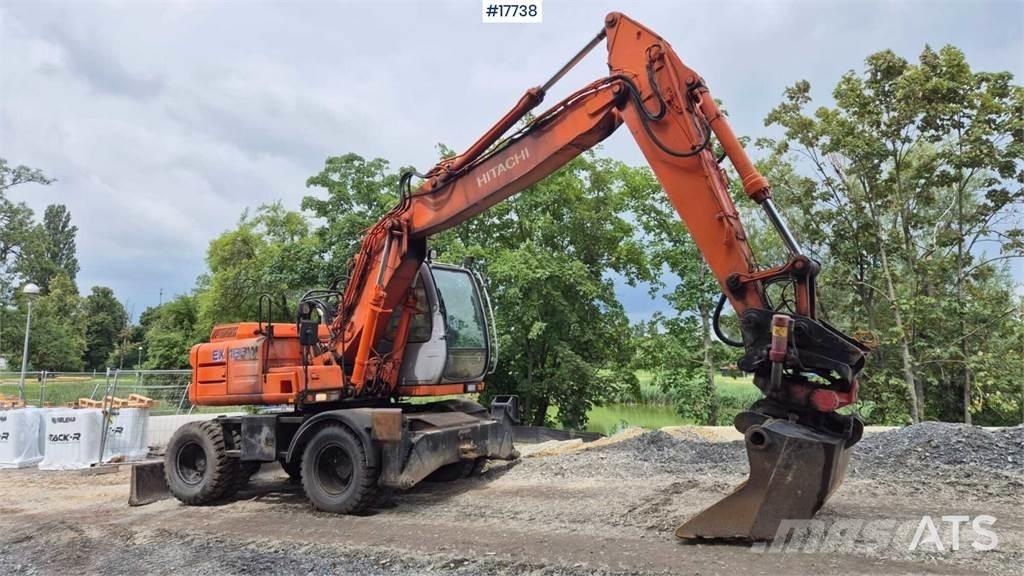 Hitachi EX 165W Колісні екскаватори