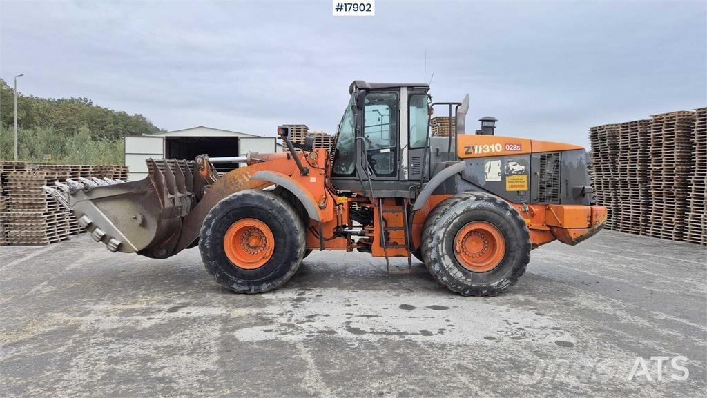 Hitachi ZW 310 Фронтальні навантажувачі
