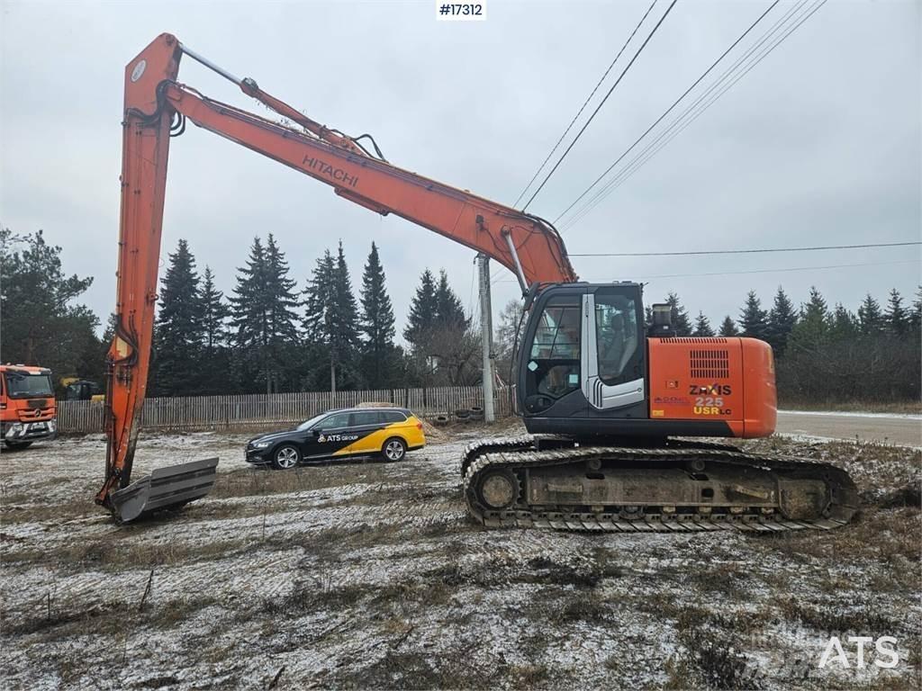 Hitachi ZX 225 US LC Гусеничні екскаватори