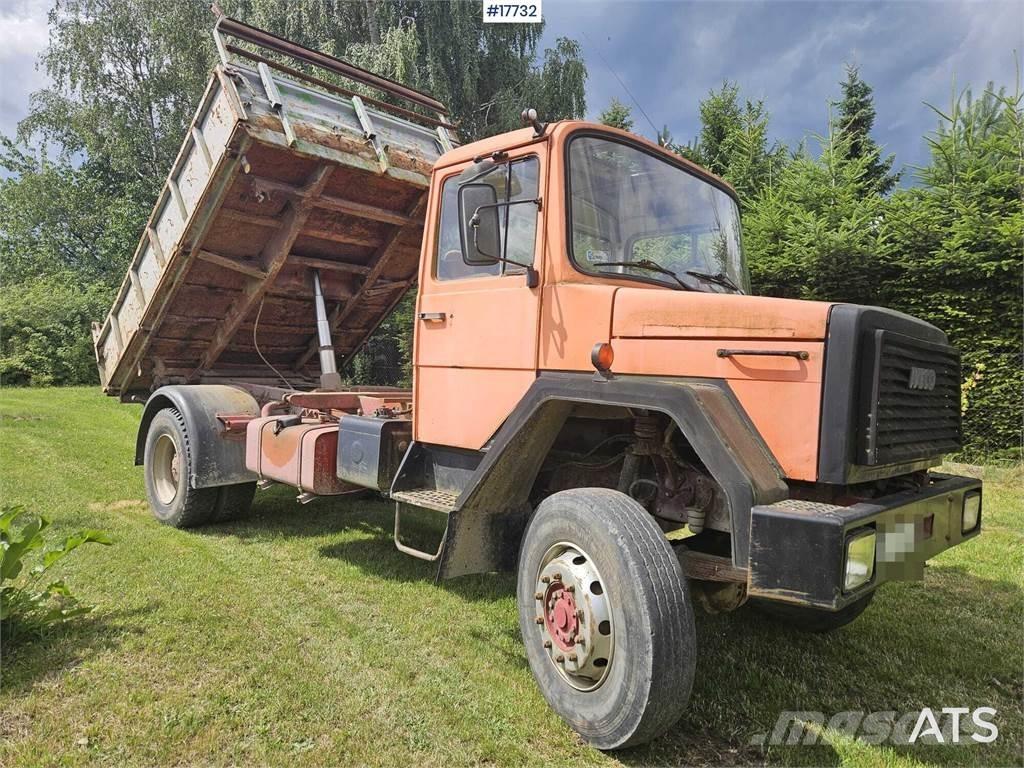 Iveco  Самоскиди