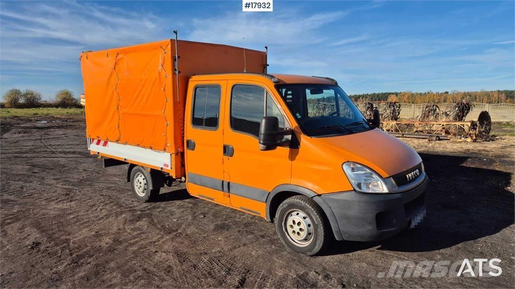 Iveco 35S14D Панельні фургони