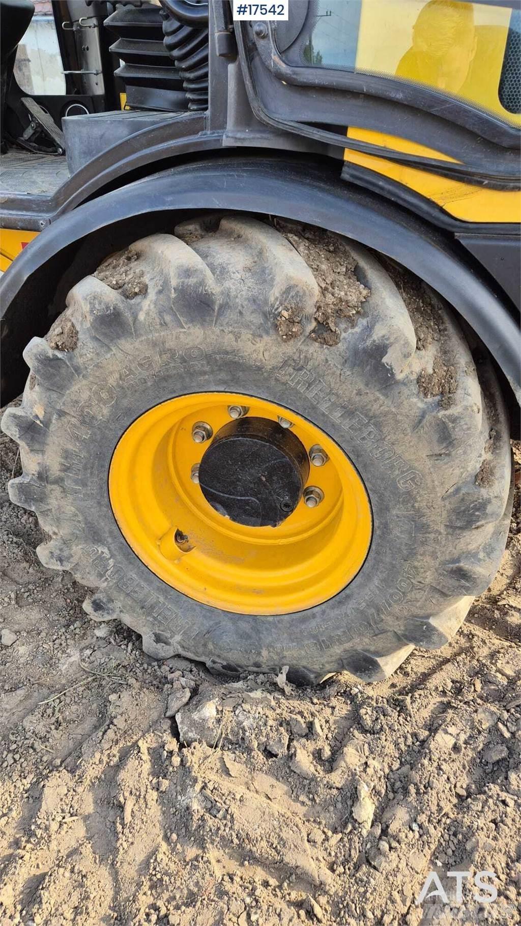 JCB 407 T4 Фронтальні навантажувачі