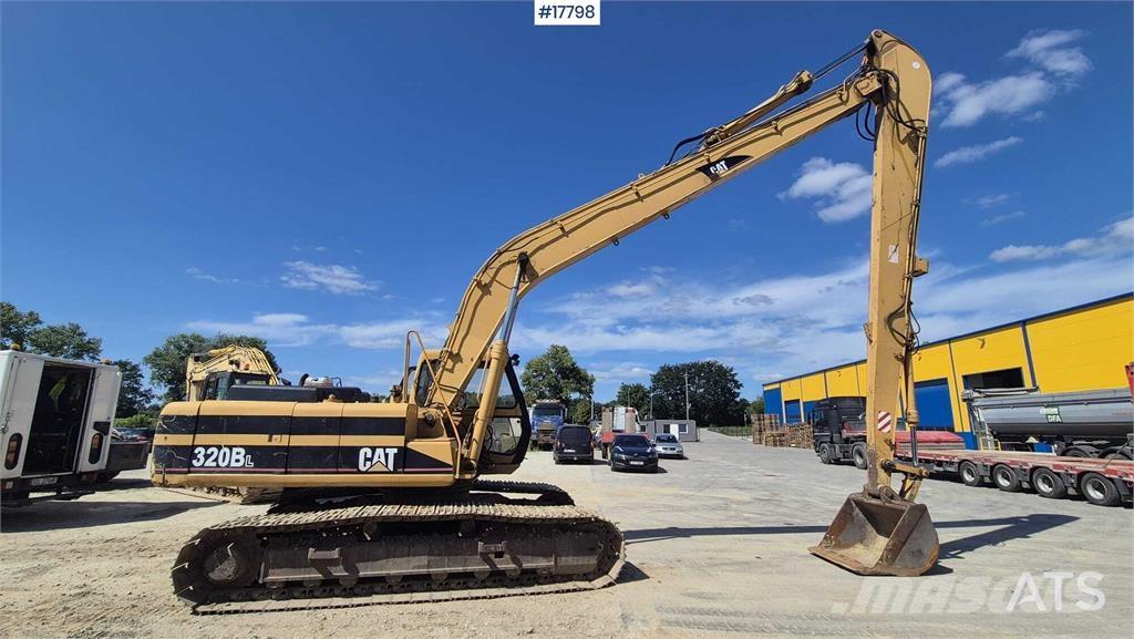 JCB JS 220 LONG Гусеничні екскаватори