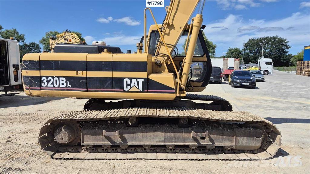JCB JS 220 LONG Гусеничні екскаватори