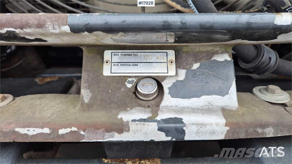 Komatsu WA320-5H Фронтальні навантажувачі