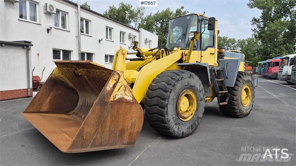 Komatsu WA420-3H Фронтальні навантажувачі
