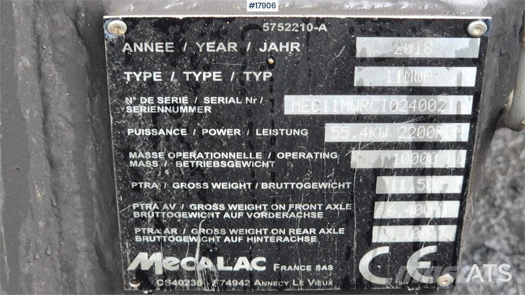 Mecalac 11 MWR Колісні екскаватори