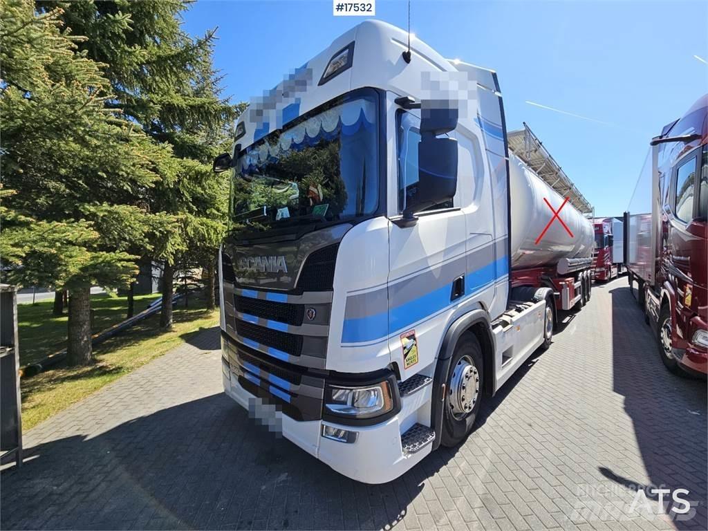 Scania R450 Тягачі