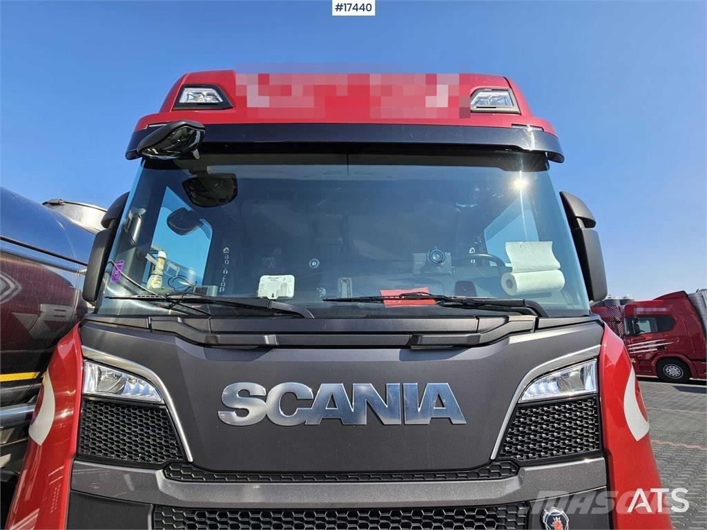 Scania R530 V8 Тягачі
