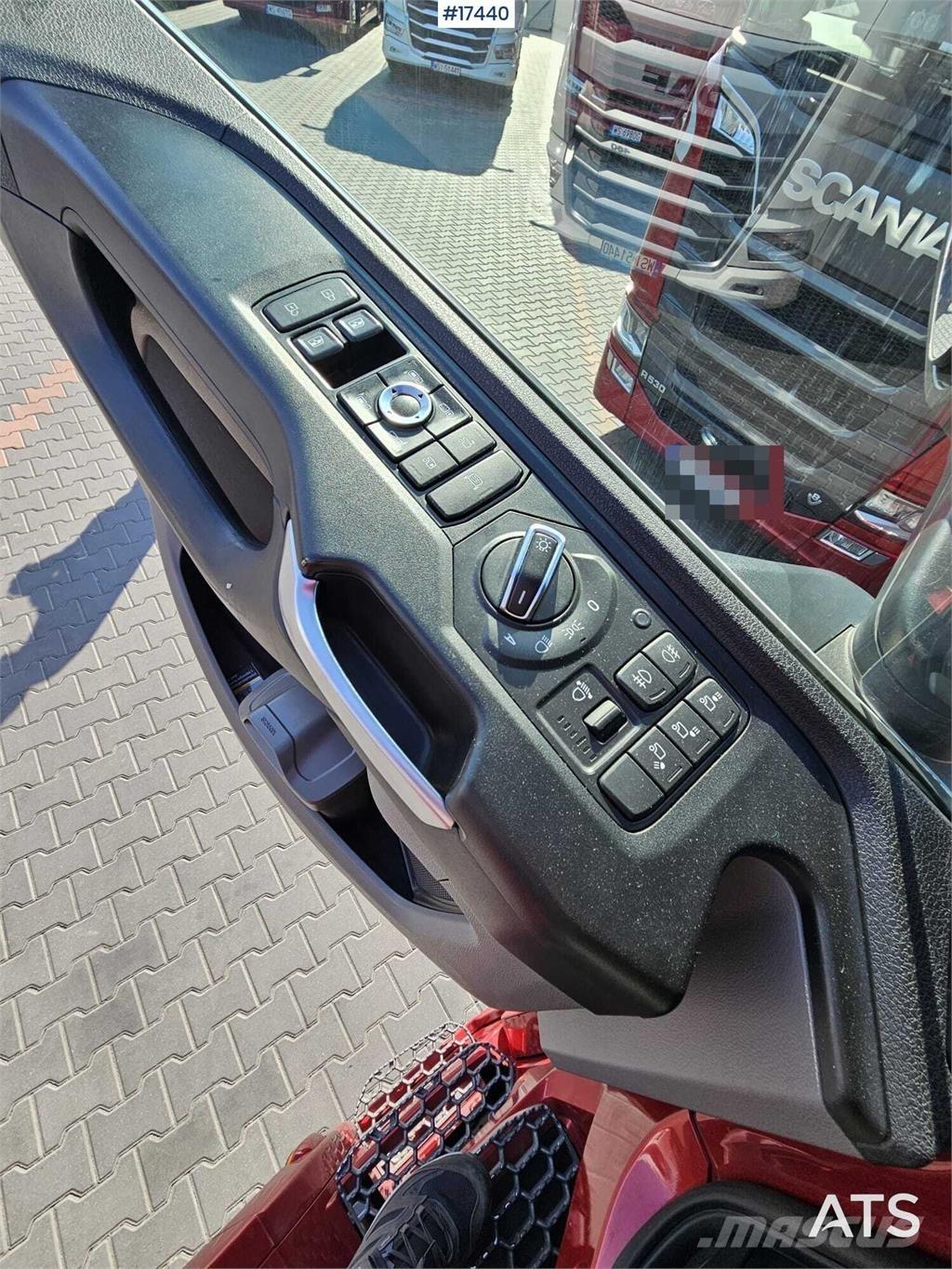 Scania R530 V8 Тягачі