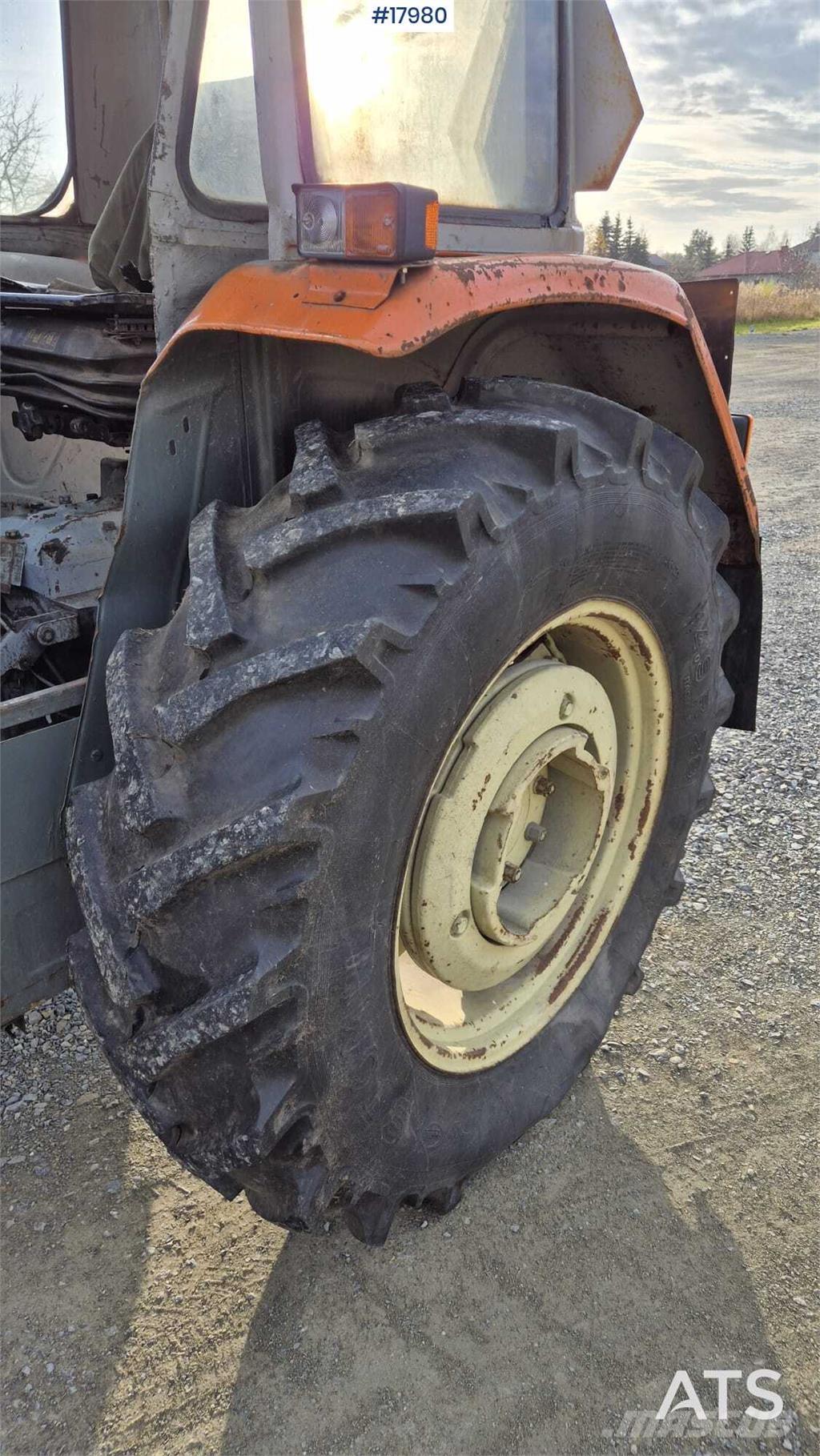 Ursus C 360 Трактори