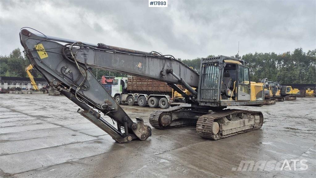 Volvo EC 290 CLD Гусеничні екскаватори