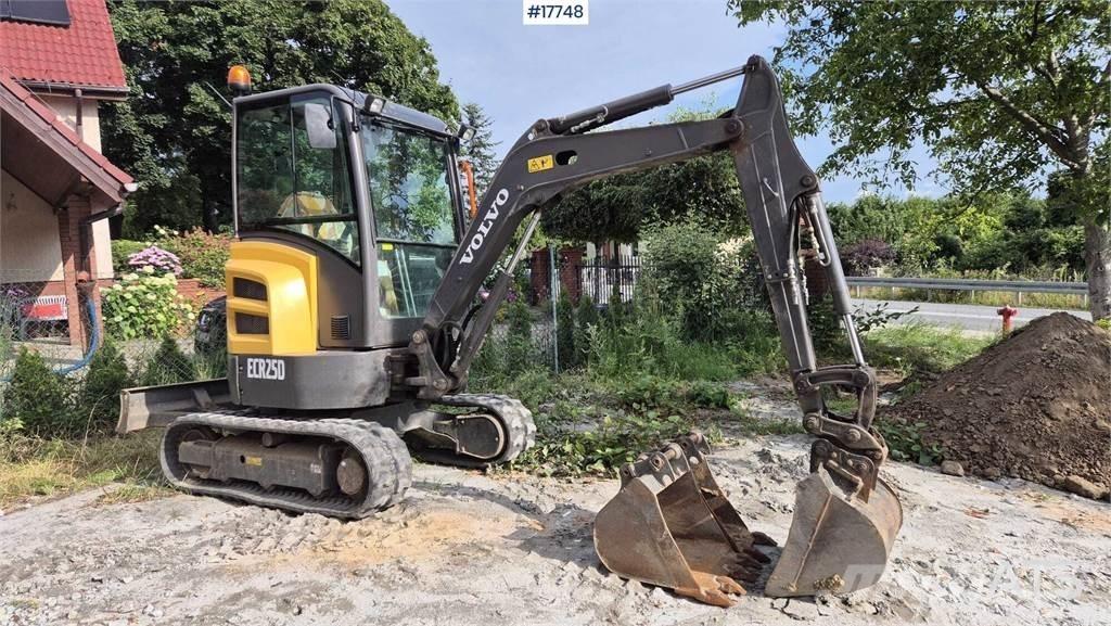 Volvo ECR25D Міні-екскаватори < 7т