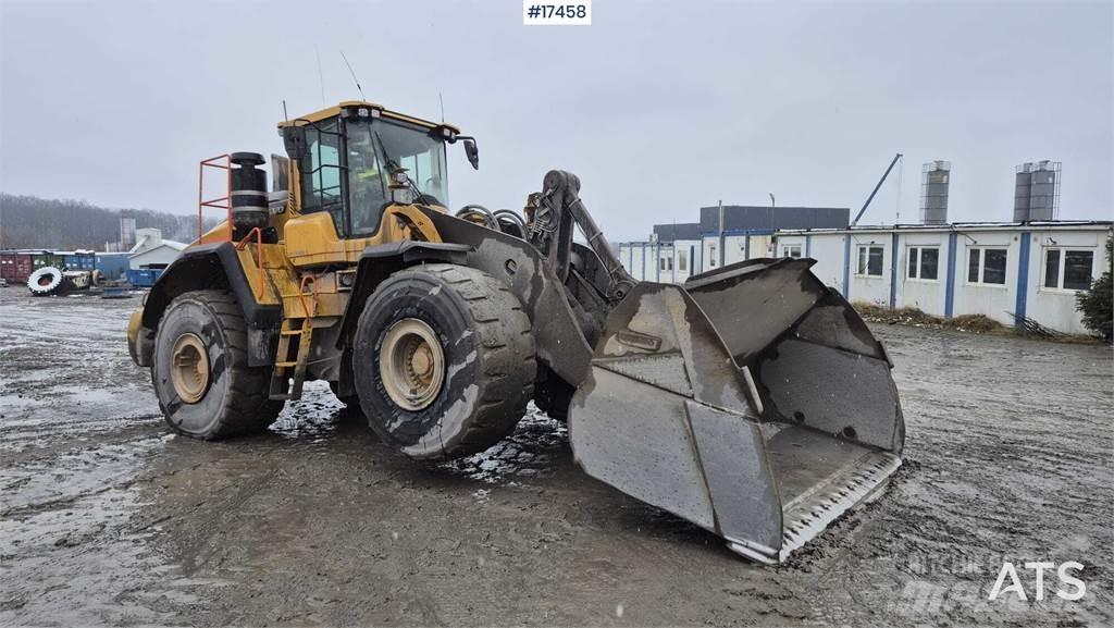 Volvo L220H Фронтальні навантажувачі