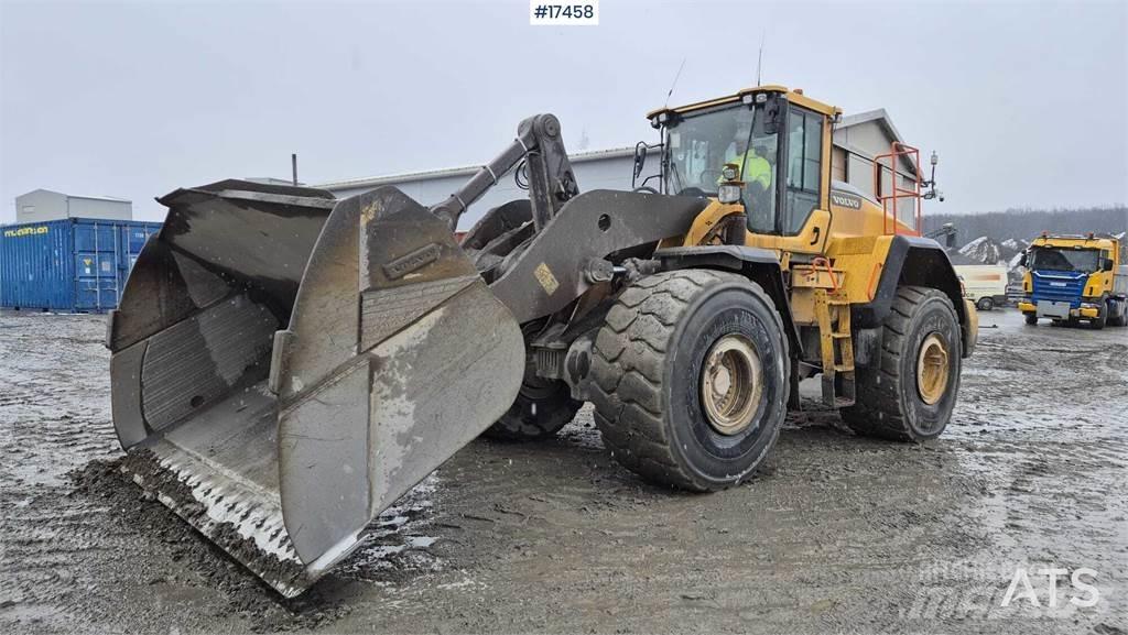 Volvo L220H Фронтальні навантажувачі