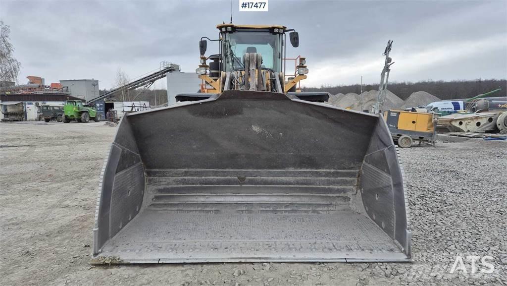 Volvo L220H Фронтальні навантажувачі