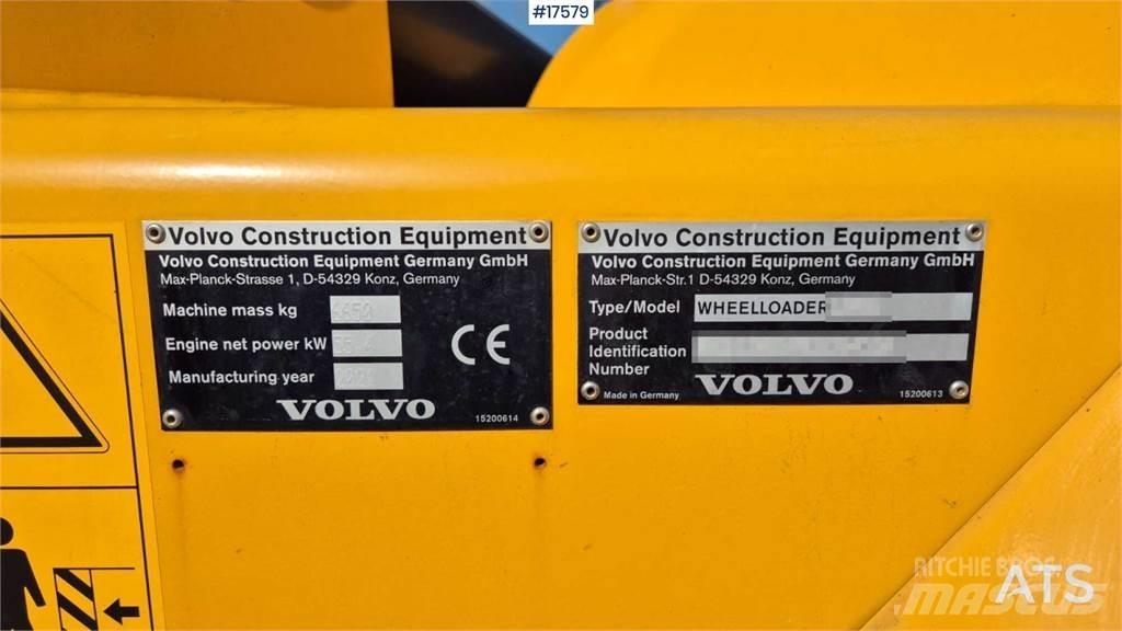 Volvo L30G Фронтальні навантажувачі