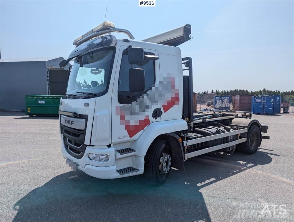 DAF FA LF260I  Вантажівки з гаковим підйомом
