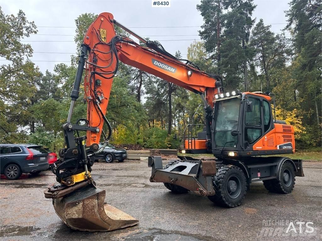 Doosan DX170W Колісні екскаватори