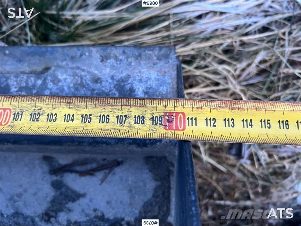 Fjärås 250-1100 Розсіювачі солі та піску