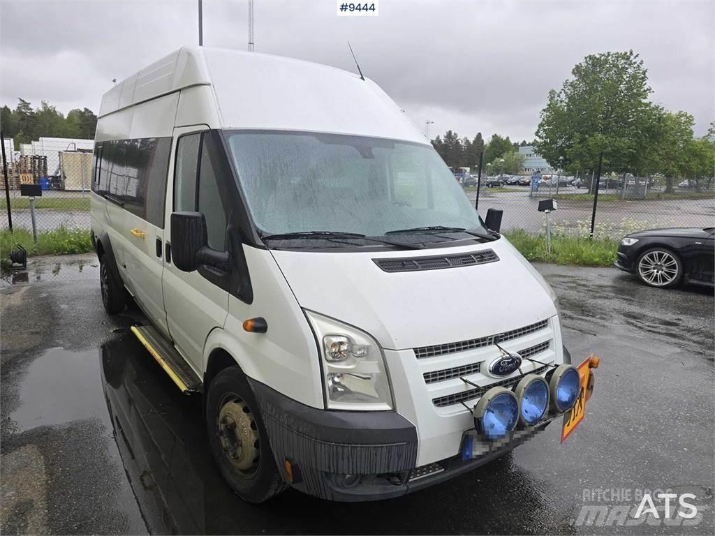 Ford Transit Мікроавтобуси