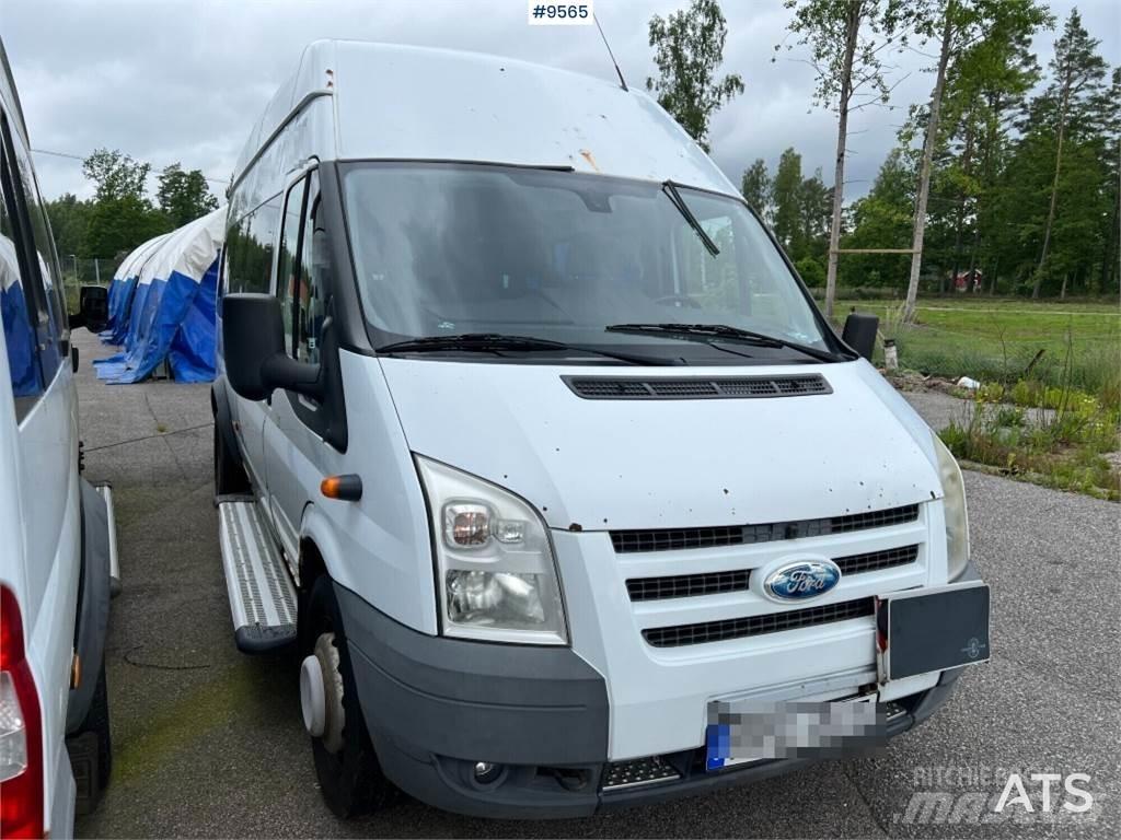 Ford Transit Мікроавтобуси