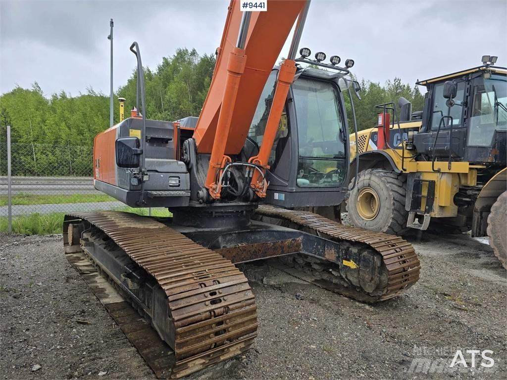 Hitachi ZX 250 LC-3 Гусеничні екскаватори