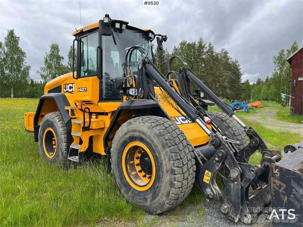 JCB 427 HT Фронтальні навантажувачі