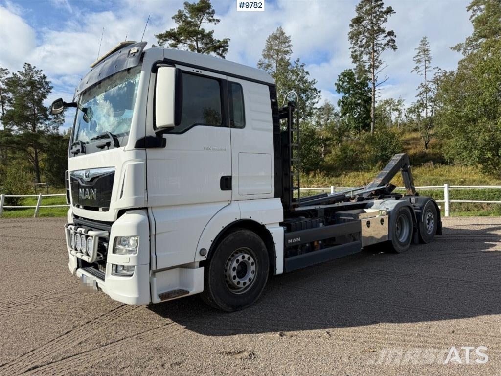 MAN TGX 26.500 6X2 Вантажівки з гаковим підйомом