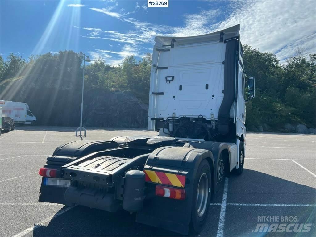 Mercedes-Benz ACTROS Тягачі