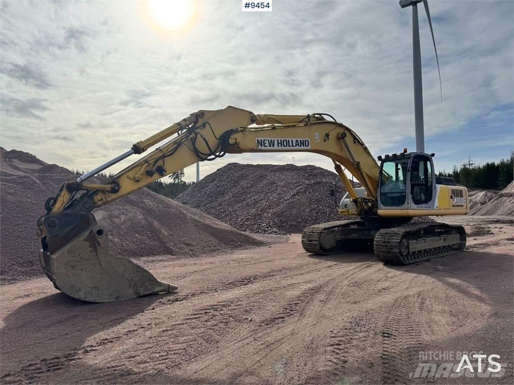 New Holland E385 Гусеничні екскаватори