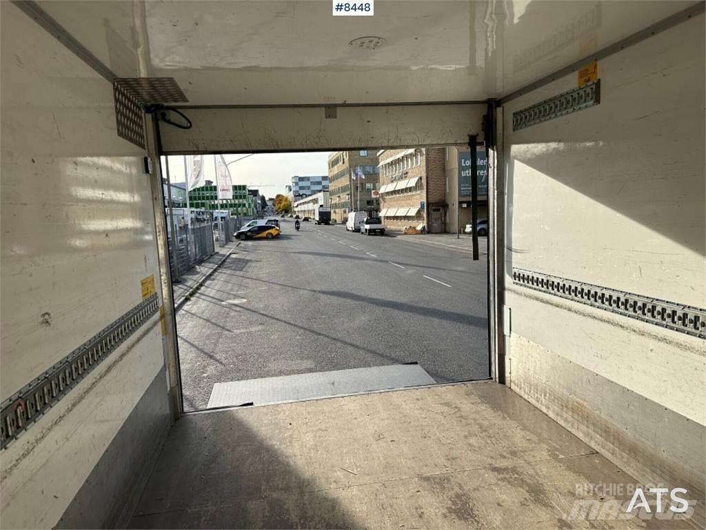 Scania P280B4X2NB Фургони