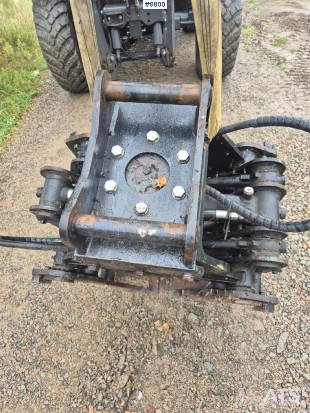 SE Equipment SES 20 Траншейні екскаватори