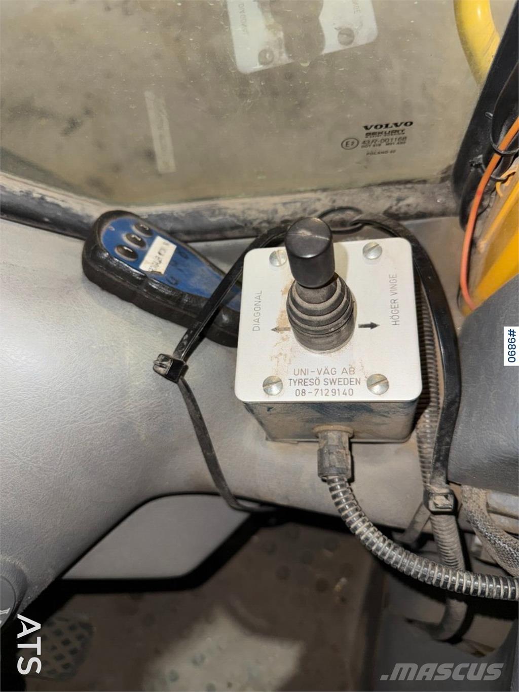 Uni-väg UV-280 Плуги