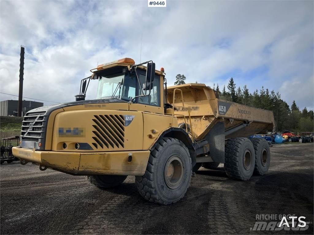 Volvo A25D Зчленовані самоскиди