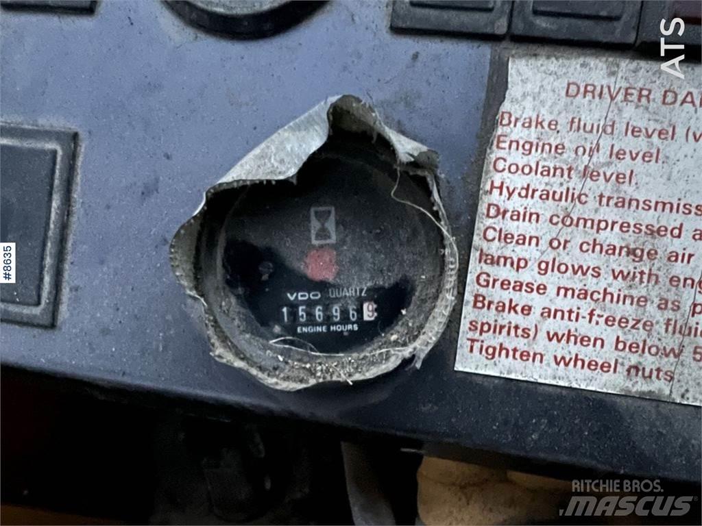 Volvo BM L120 Колісні бульдозери