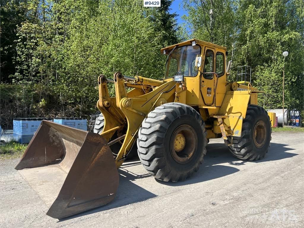 Volvo BM LM1240 Колісні бульдозери