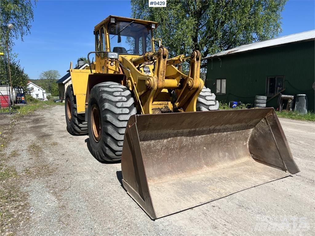 Volvo BM LM1240 Колісні бульдозери