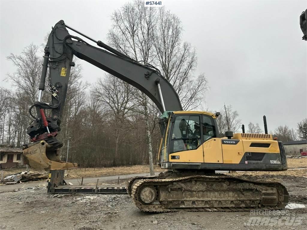 Volvo EC300DL Гусеничні екскаватори