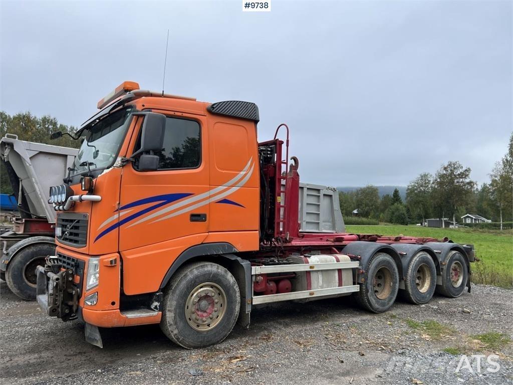 Volvo FH Вантажівки з гаковим підйомом