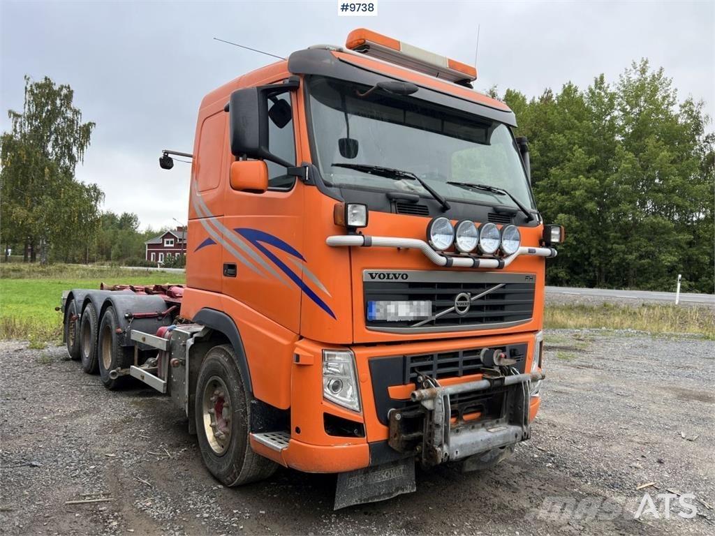 Volvo FH Вантажівки з гаковим підйомом