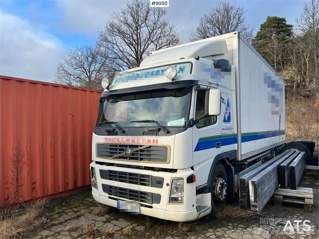 Volvo FM9 4X2 Фургони