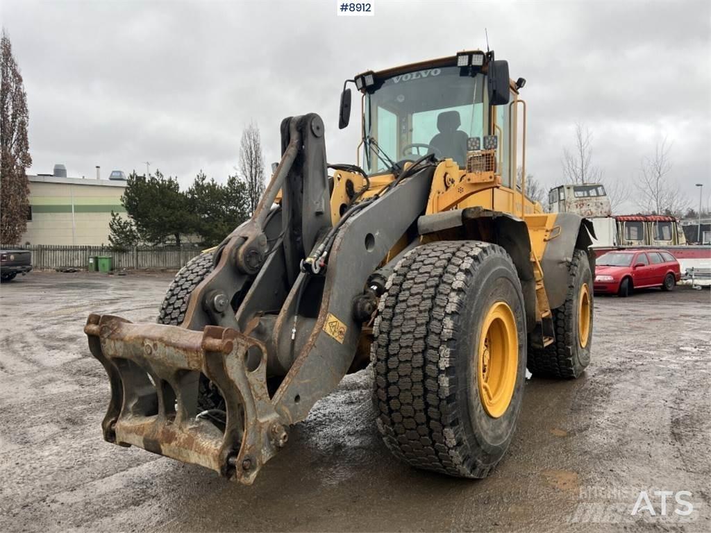 Volvo L110E Фронтальні навантажувачі